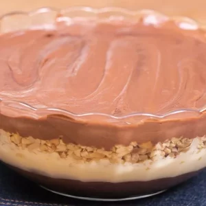 ovo-de-pascoa-na-travessa